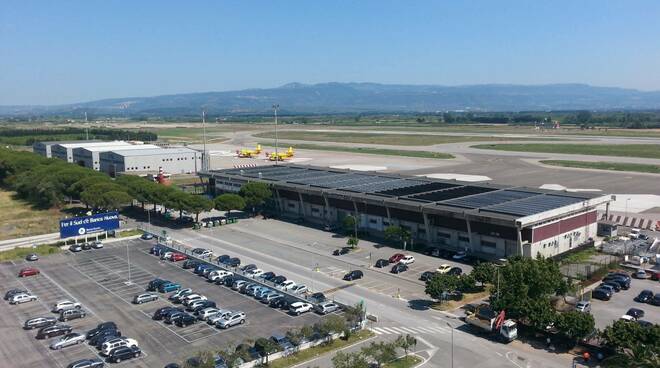 aeroporto parcheggi