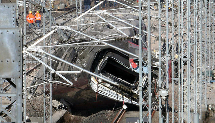 Deragliamento treno muore macchinista calabrese