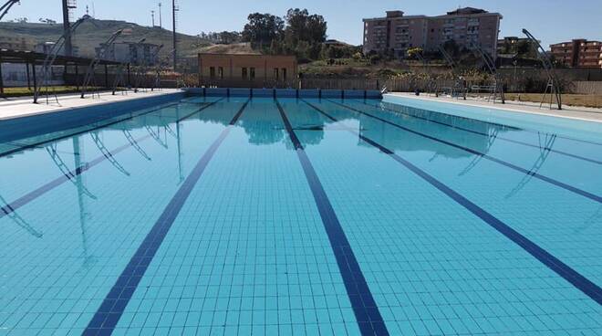 piscina crotone