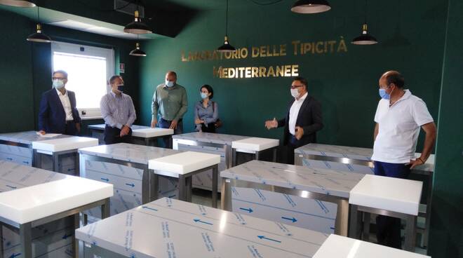 LABORATORIO MEDITERRANEO DELLE TIPICITA’