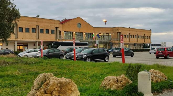 aeroporto crotone