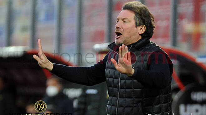 Crotone vs Roma