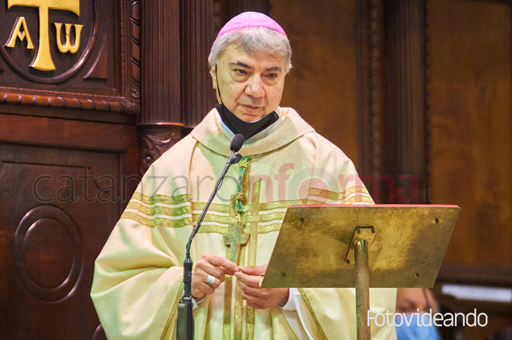 Don Mimmo Battaglia  nuovo vescovo di Napoli