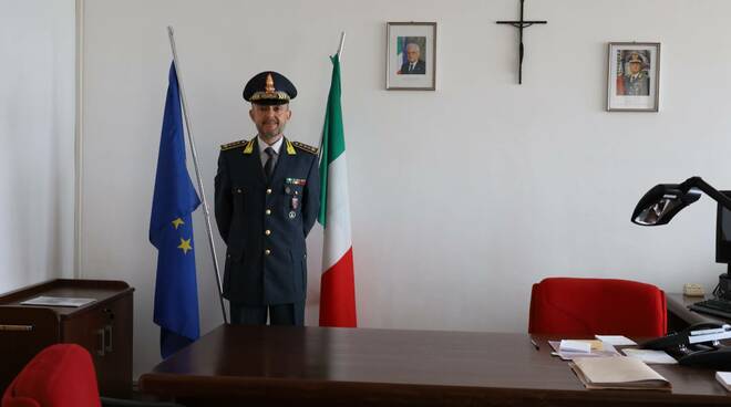 guardia di finanza crotone