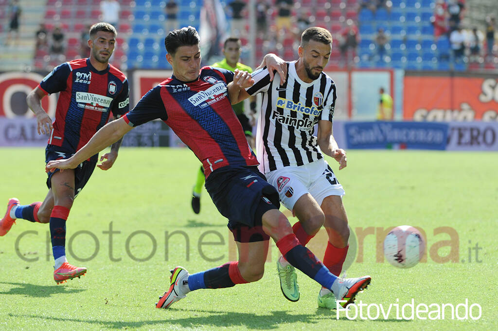 Crotone vs Ascoli  serieBKT