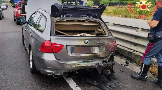 incendio auto su 280 verso lamezia