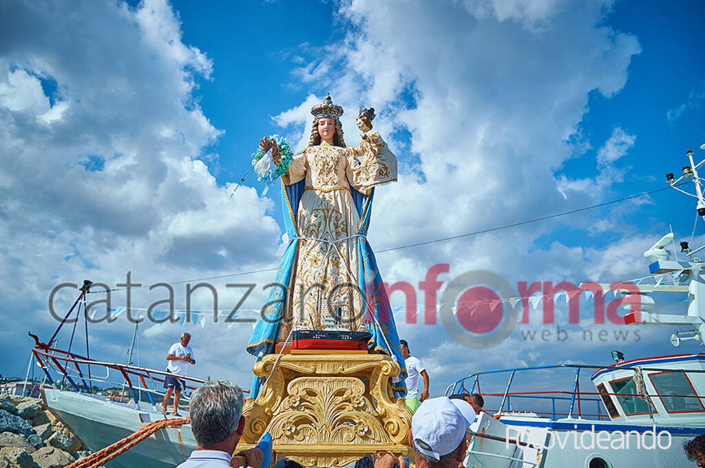 Madonna di Porto Salvo processione in mare